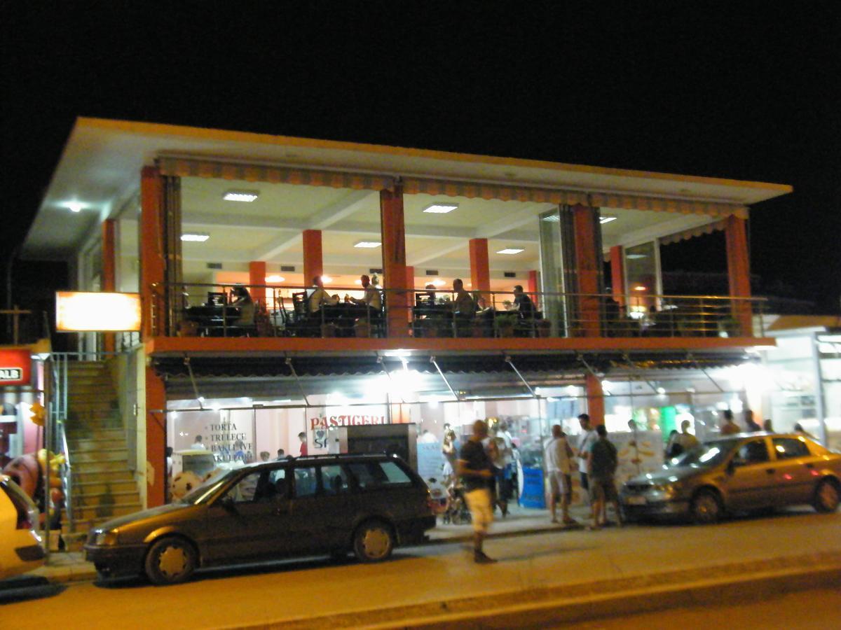 Hotel Aquarius Velipojë Buitenkant foto